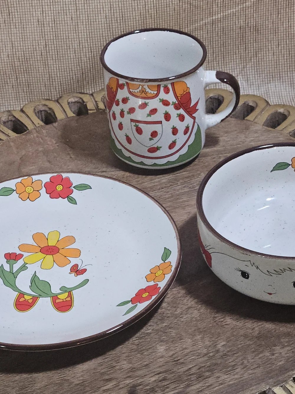 VTG Interpur Stacking Childrens Dish Set Strawberry Girl Bowl Mug Plate 3 Pc Set